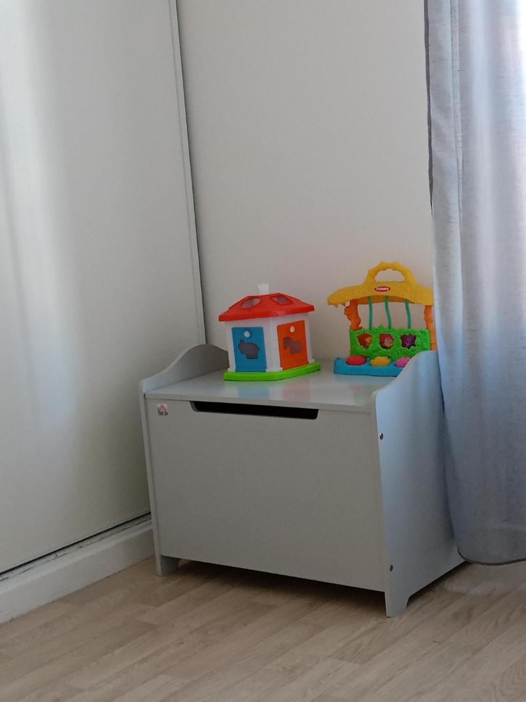 Superbe Appartement ,Proche De Paris, Dans Residence Privee , Ideal Familles, Parking Et Wifi Gratuits! ! ! Vitry-sur-Seine Ngoại thất bức ảnh