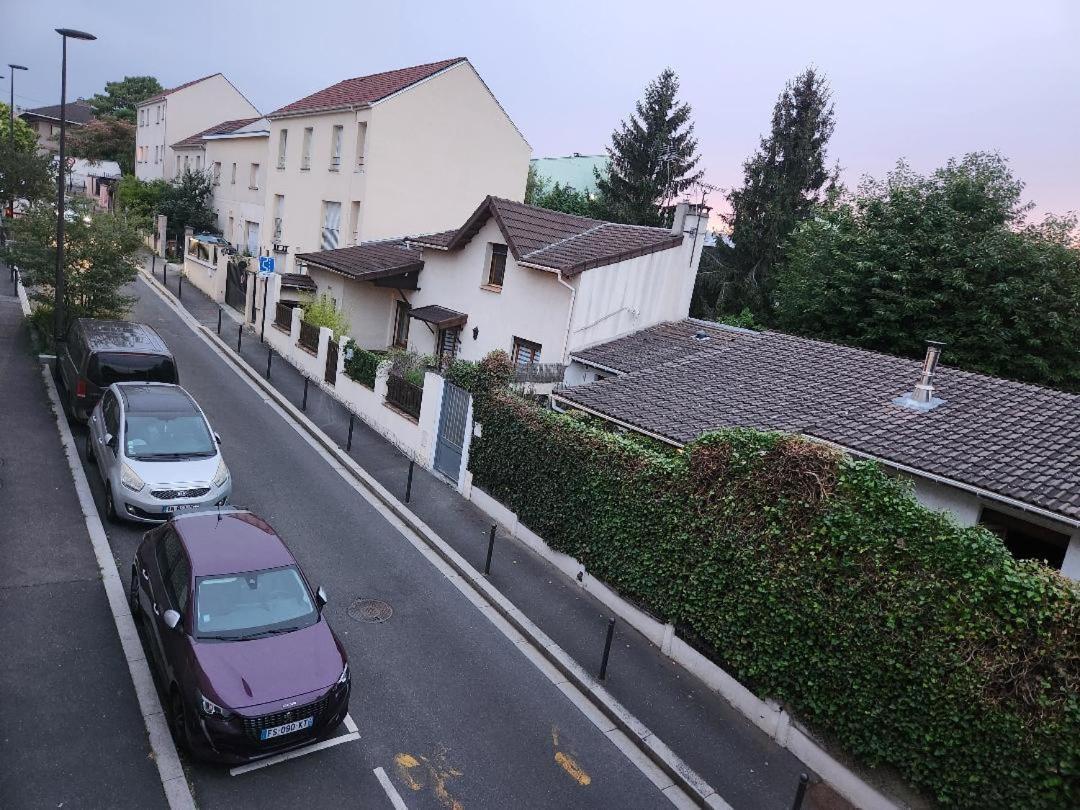 Superbe Appartement ,Proche De Paris, Dans Residence Privee , Ideal Familles, Parking Et Wifi Gratuits! ! ! Vitry-sur-Seine Ngoại thất bức ảnh
