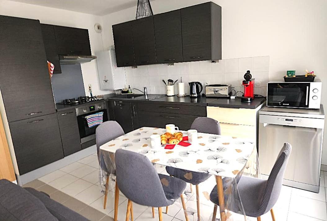 Superbe Appartement ,Proche De Paris, Dans Residence Privee , Ideal Familles, Parking Et Wifi Gratuits! ! ! Vitry-sur-Seine Ngoại thất bức ảnh