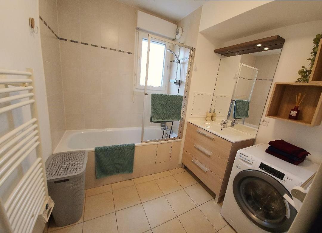 Superbe Appartement ,Proche De Paris, Dans Residence Privee , Ideal Familles, Parking Et Wifi Gratuits! ! ! Vitry-sur-Seine Ngoại thất bức ảnh